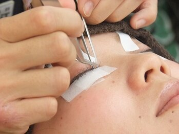 ビューティースクールアンドサロン アイズ 東大宮店(Beauty School & Salon I's)/１本１本丁寧にお付けします！