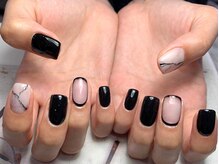 グランツ(granz)/囲みフレンチ＆大理石ネイル