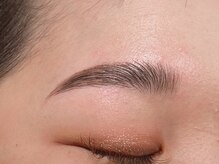 モカ マシュマロ(MOCA marshmallow)/眉毛ワックス