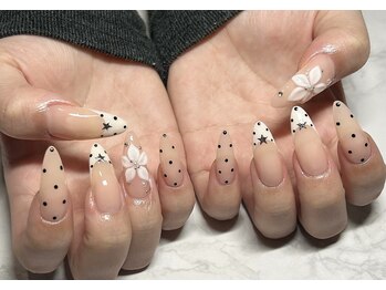 ドットフレンチ ネイル