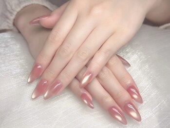 センシー ネイル スタジオ(Sensy Nail Studio)/偏光施術込みのマグネットネイル