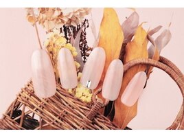 爽やかピンクネイル