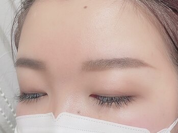 スリールヘア(Sourire hair)の写真/眉の形は人それぞれ違うもの！眉毛のお悩みはプロにお任せ！あなたに似合う美眉を丁寧にご提案させます♪