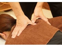 ボディケアサロン イアソ(iaso)/肩こり、首こり、頭重もすっきり