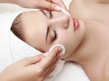 スキンハウス エム(Skin haus M)の写真/【大人女性の肌悩みに】特許取得CELLULAMで叶える！未来の美肌づくり【オトクなモニターも募集中】