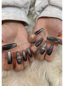 エスフィーネイルサロン ブリーユ(Esfy nailsalon Brille)/黒ベースマグネットネイル