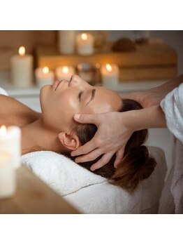 クリアーズ カグラザカ(CCLEAR'S KAGURAZAKA)の写真/確かな技術の小顔コルギで理想のフェイスラインへ！幹細胞美容液導入で輝く美肌へ導きます◎