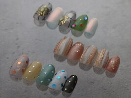 トレンドネイル