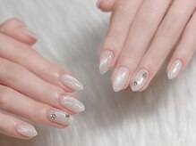 ノエル ネイル(NOEL)/ホワイトマグネット×ストーン