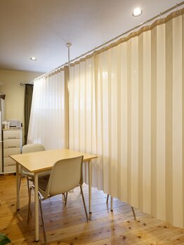 モモサロン(MoMo Salon)/カウセリングスペース