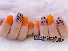 レヒネイル(LeHy nail)/ヒョウ柄ネイル