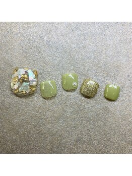 プライズアイリス アイラッシュ 池袋東口店(prize Iris eyelash)/大人上品フットネイル