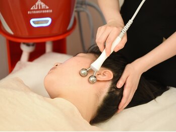 カシェット(cachette)の写真/横幅キュッ！速攻小顔シェイプ♪【筋膜リリース小顔＋炭酸ガスパック付き￥7900】効果速実感♪花嫁にも◎