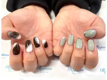 リジュベ(Rejuve)/左右ちぐはぐネイル☆