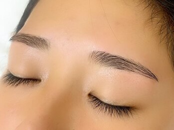 グローバルネオ(GLOBAL NEO)の写真/【男性も大歓迎】眉毛で第一印象UP！骨格に合わせてあなたに似合う眉をご提案♪