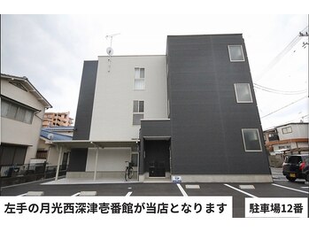 モンクラッシー(Mon classy)/