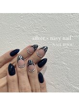 ネイル ビジュー(NAIL BIJOU)/シルバー×ネイビーネイル