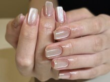 チルダ(tilde)/ピンクベージュマグネット