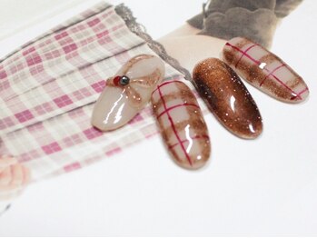 ハリーネイル(Harry Nail)の写真/【持ち込みOK◎】爪の形、長さをキレイに見せたい方必見♪あなたに合う色・パーツで大人可愛い指先に♪