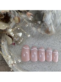 natural ラインフレンチネイル