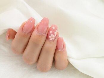 ネクストネイル(NEXT NAIL)の写真/【フィルイン対応◎】若い子向けの派手なデザインが苦手な方へ*上品なツヤ×血色感で魅せる綺麗な手に♪