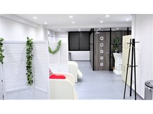 アイラッシュサロン ヴァイオレット(Violet)/広い店内☆