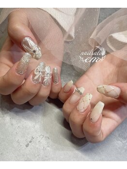 エム(em)/リボンネイル