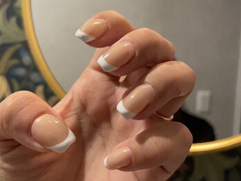 フルジェンテ(fulgente)/フレンチネイル