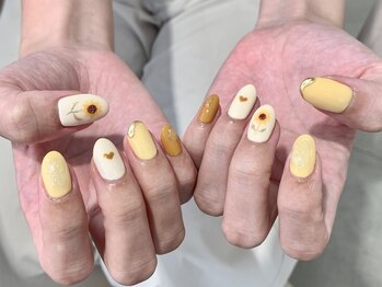 ビュー バイ ネオリーブ 用賀店(beau'r by neolive)/ひまわりネイル