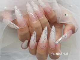 シルバー×ホワイト×氷ネイル