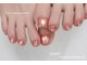 クプ アイラッシュプラス(qup)の写真/指先だけでなく足元も抜かりなく！マグネットフットネイルでちゅるんうるうるな輝きを◎