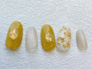 マスタードカラー天然石ネイル