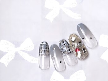 ネイルサロン&スクール ジーナ(GINA)/モノトーン&ビジューネイル