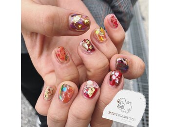 ピピランチェ(PIPIRANCHE)/個性派ネイル