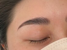 モカ マシュマロ(MOCA marshmallow)/眉毛ワックス