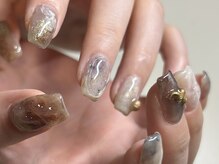 チルダ(tilde)/ベージュ&ゴールド