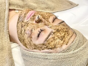 トム(Thom)の写真/【理想のたまご肌・ツヤ肌に】毛穴悩みはハーブピーリングで決まり♪毛穴の黒ずみ・開き悩みを根本解決!