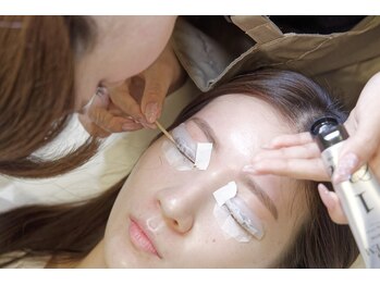 眉毛・まつ毛パーマ・パリジェンヌSMAU川越店[眉毛 まつ毛パーマ/眉毛/まつ毛パーマ]/似合わせまつ毛パーマ施術の流れ