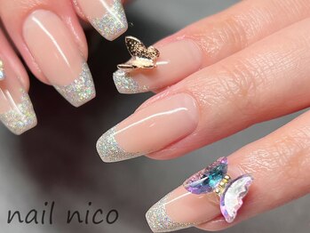 ネイルニコ(nail nico)/ラメフレンチとバタフライネイル
