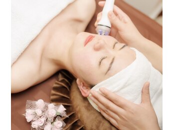 カリン ベル(KARIN BEL)/憧れの小顔へ☆