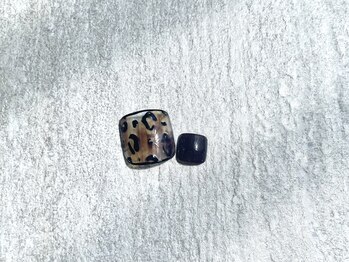 ダリ ネイルアンドアイラッシュサロン(Dali)/フット　親指ワンポイント