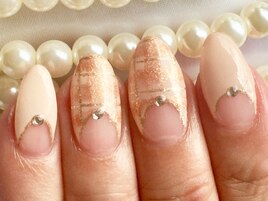 チェック柄フレンチネイル