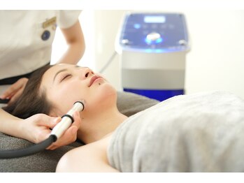 リリーシャ 赤坂(LILISHA)/韓国式毛穴洗浄で陶器肌に!