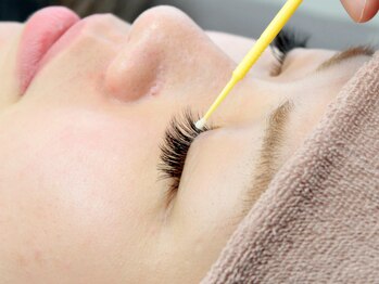 エステティックアンドアイラッシュ ラボカル 甲府本店(LABO.CAL+)/まつエクstep3.トリートメント