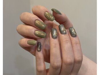 エピカ ルームビー(epica room-B)/khaki nail