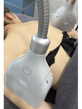 エスラージュ(esoulage)/脂肪冷却　中型　二の腕