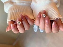 うる艶ビジューネイル
