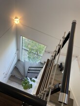 セミル(SEMIRU)/サロンは2階になります。