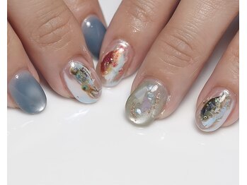 ヒュッゲ(Hygge)/光るお魚ネイル