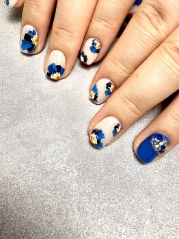 ラキネイル(LAKI Nail)/ニュアンスネイル